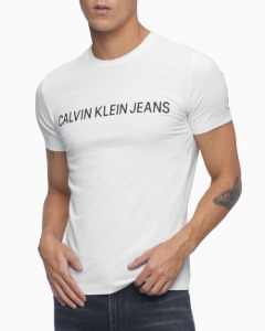 CK 남성 슬림핏 인스티튜셔널 로고 반팔 티셔츠